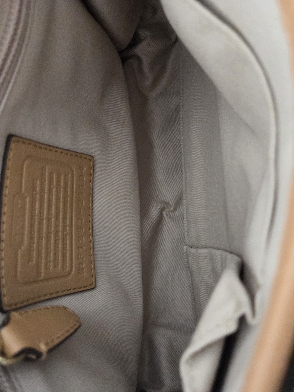 Coach Legacy Archive Rambler Crossbody Bag Camel Tan Leather - Picture 3 of 5